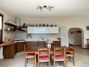 Villa Il Melograno Apartment 1 with lake access