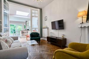 Beautiful 1900 house full equipped, 4bdrm+ garden!