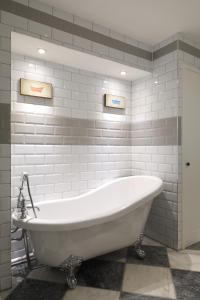 Palm House - Luxury Wye Valley Country House 2 Bed Apartment - Dog Friendly