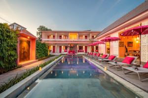 PinkPrivate Balangan - for Cool Adults Only