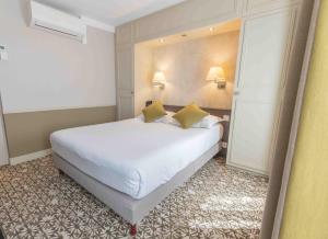 Hotels Passy Eiffel : photos des chambres