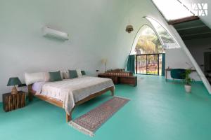 Luxury Shwaas Villa in Mysore with Private pool and landscape