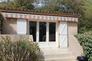 Maisons de vacances Studio 30 m2 proche de Porticcio et d-Ajaccio : Maison 1 Chambre