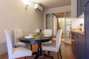 Santa Croce Deluxe Apartment