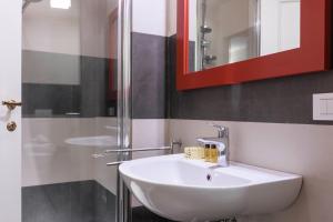 Santa Croce Deluxe Apartment