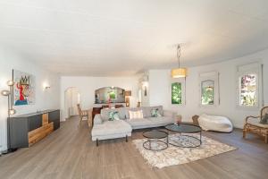 WELCS CASA 168 EMP con piscina privada