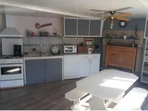 Gîtes du Café de la Poste - 圣谢利达普谢