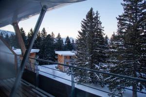Appartement 3 étoiles au pied des pistes avec balcon été