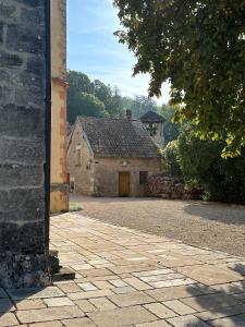 Sejours chez l'habitant Chateau de Champrenault, voyagez dans le temps : photos des chambres