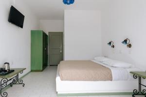 Standard Double Room with Mountain View room in Albatross Hotel