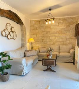 Dinateli Houses - Live like a local in Corfu