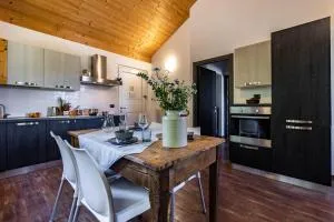 Case Appartamenti Vacanze Da Cien - Нюс