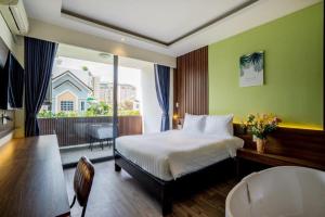 La Phan Huy Ich Hotel