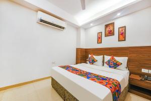 Fabhotel Sparkling - Nr Yashobhoomi Convention Centre