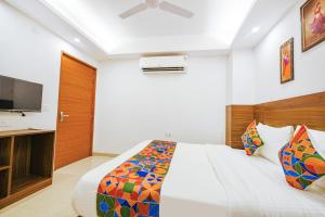 Fabhotel Sparkling - Nr Yashobhoomi Convention Centre