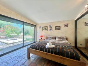 Sejours a la campagne Mas des Oliviers, Piscine, Tennis & Petanque : photos des chambres