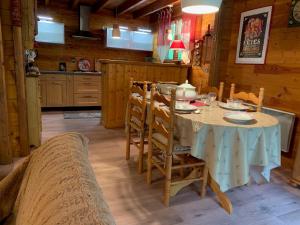 Appartements Barcelonette by PraLoup Vacances : photos des chambres