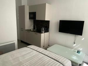 Appartements VILLA ANGELUS 2 minutes de Monaco : photos des chambres