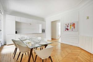 Chic flat with garden terrace -4BR-12P - Trocadéro