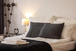 Elizabeth Boulevard Apartment