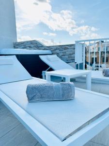 Poseidon Court Penthouse SUPERIOR