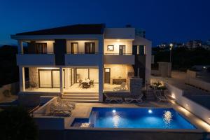 Luxury Villa Rose 