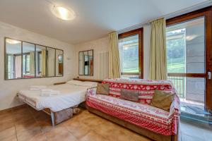 La Marmotta Campo Smith on the Ski Slopes - Happy Rentals