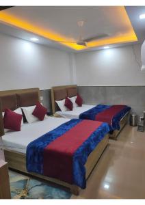 Hotel Sheeri Inn