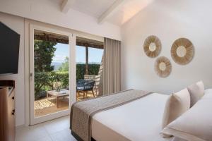 Baia Di Chia Resort Sardinia, Curio Collection By Hilton img74