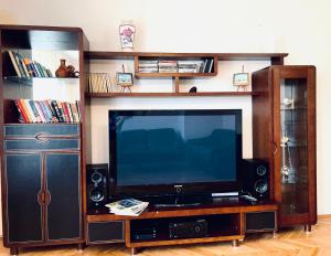Bi De Luxe Apartment