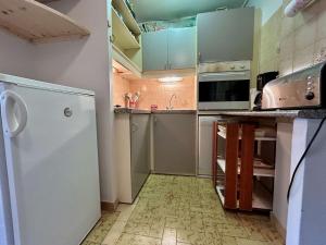 Appartement pour 8 pers. à 50m des pistes avec Wifi et Parking - FR-1-525-288