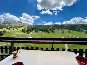 Appartements Appartement pour 8 pers. a 50m des pistes avec Wifi et Parking - FR-1-525-288 : photos des chambres