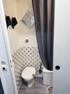 Appartements Les Nuits d-Orient - Proche de Disneyland Paris & Paris Centre : photos des chambres