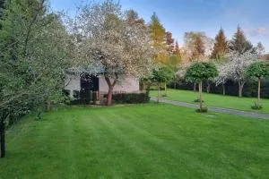 pod jabłonią - Koronowo