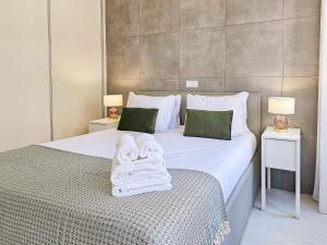 Wonderful Flat in Bonfim by LovelyStay