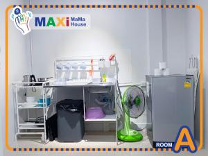 MAXi MaMa House