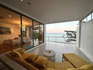 4bedroom Villa Siray Beach Front - Ban Phlu Nai