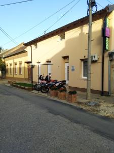 Lotus house - 3hvězdičkové hotely ve městě Zrenjanin