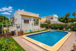 HE Villa Carmen-Zenia - 卡布罗伊格