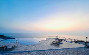 The Rocas Hotel