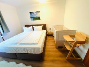 Ferienwohnung Schönblick inklusive Hallenbad, Sauna, Außenpool & Fitnessstudio, familienfreundlich ausgestattet, großes 2-Zimmer-Apartment