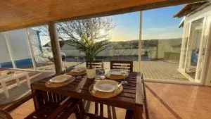 The Sunset Spot - Moledo