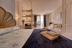 Estudio con terraza y vistas espectaculares OV302