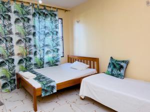 LN NYALI 3BEDROOMs FULLY FURNISHED APARTMENT WITH SWIMMING