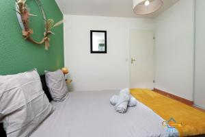 Appartements Superbe Nid Douillet avec Terrasse, Double Parking : photos des chambres