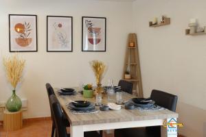Appartements Superbe Nid Douillet avec Terrasse, Double Parking : photos des chambres