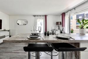 Charmant refuge avec jardin, à 6 minutes à pied du métro Créteil L Échat-Lovely retreat with garden, located a 6-minute walk from Créteil L Échat metro station