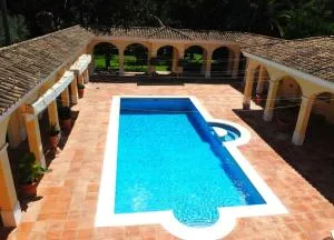 Prestigious Villa with Vintage Charm in Kings & Queens Sotogrande - San Enrique de Guadiaro