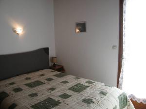 Villa 3 pièces climatisée avec jardin, proche plage, piscine, parking, et animaux autorisés - Saint Cyprien - FR-1-106-32