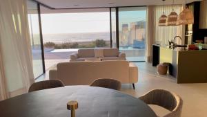 Exclusive Beach House with full sea view, Luxury and Comfort by the Sea